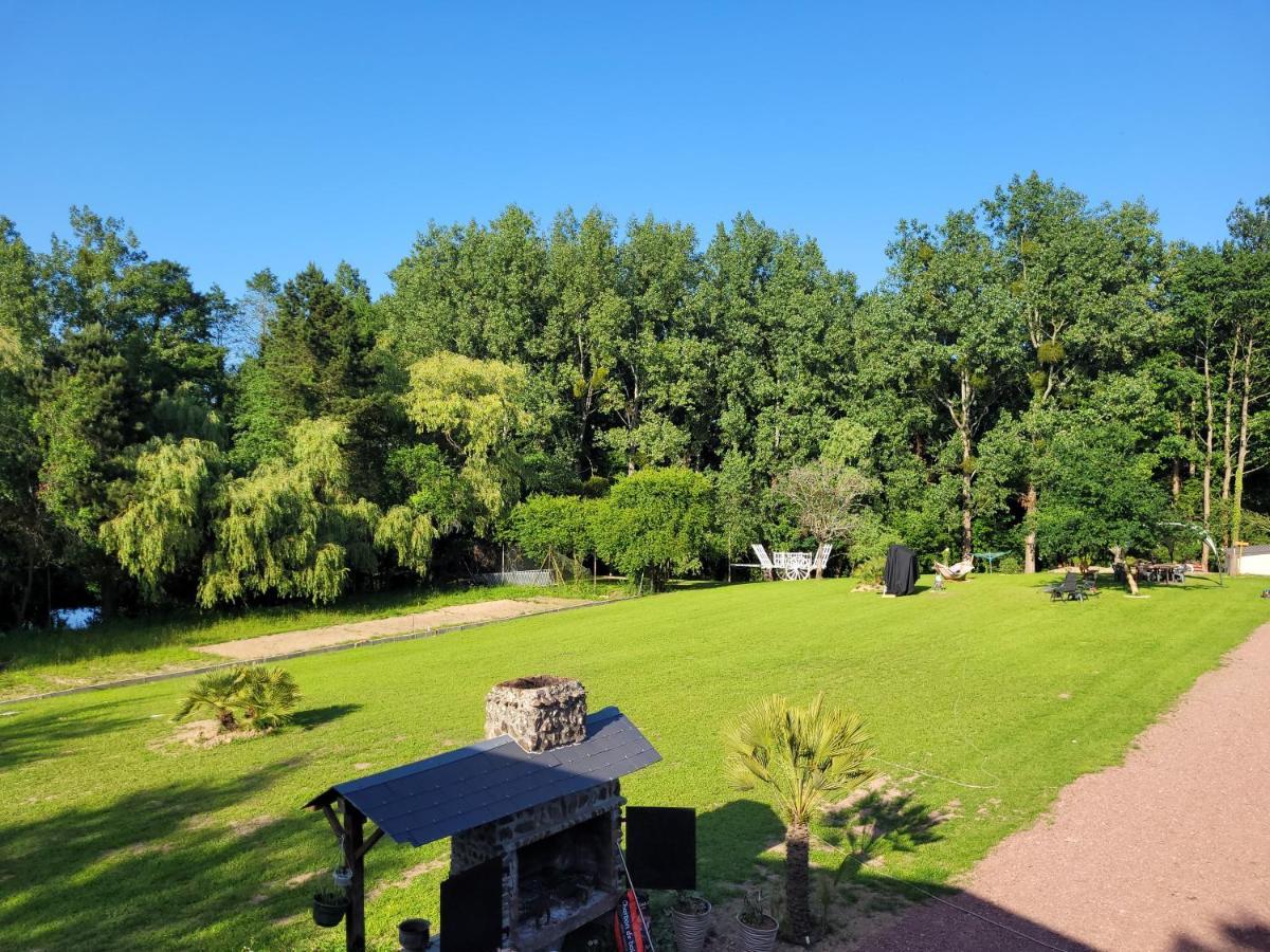 Clos Des Monts Saint-Martin-des-Besaces Exterior foto