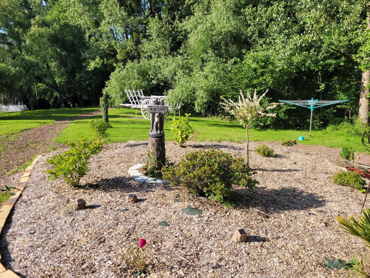 Clos Des Monts Saint-Martin-des-Besaces Exterior foto